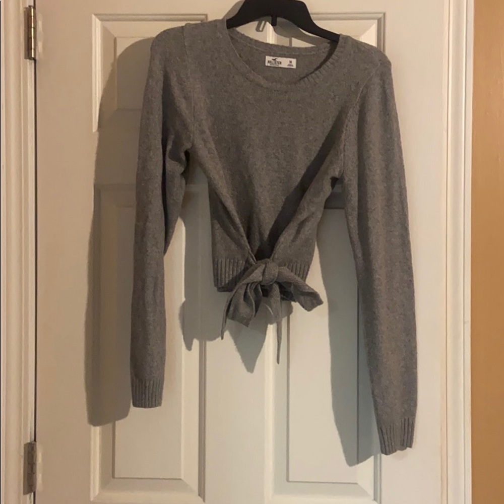 Hollister gray wrap sweater